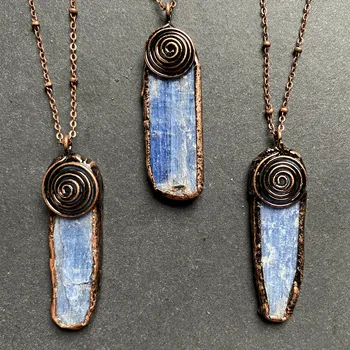 Необработанный синий кианит со спиральными подвесками, ожерелье, покрытое античным розовым золотом, натуральный кристалл кварца, амулеты с целебными камнями